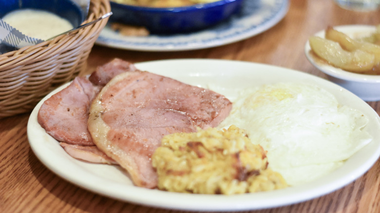 Cracker Barrel breakfast