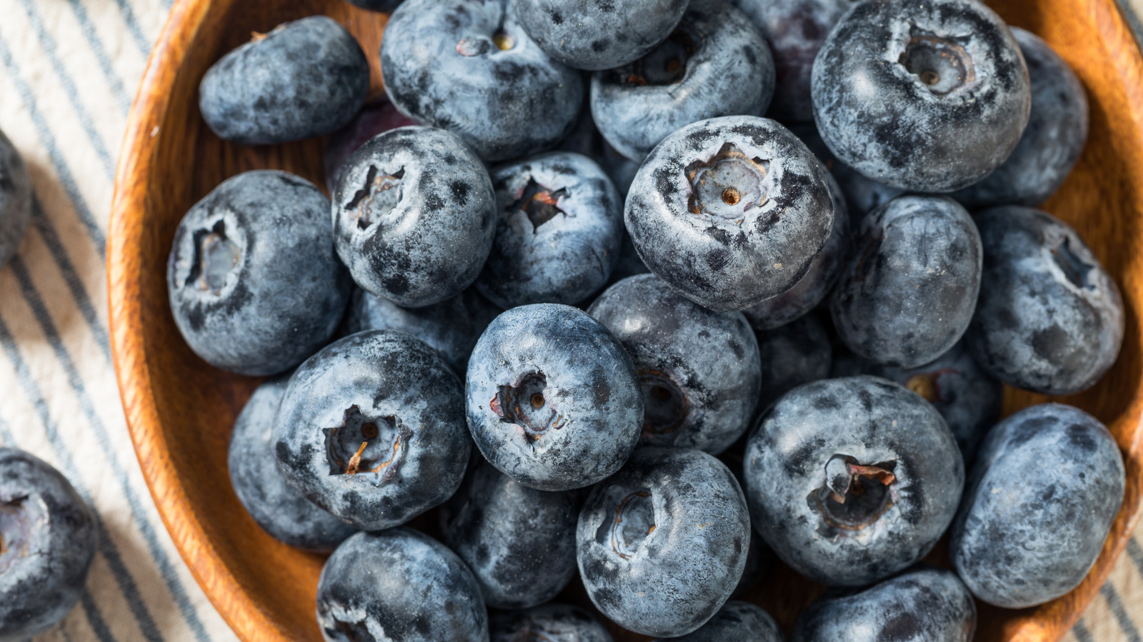 Craving Blueberries? Snag These Delicious Treats From Aldi For Under $10