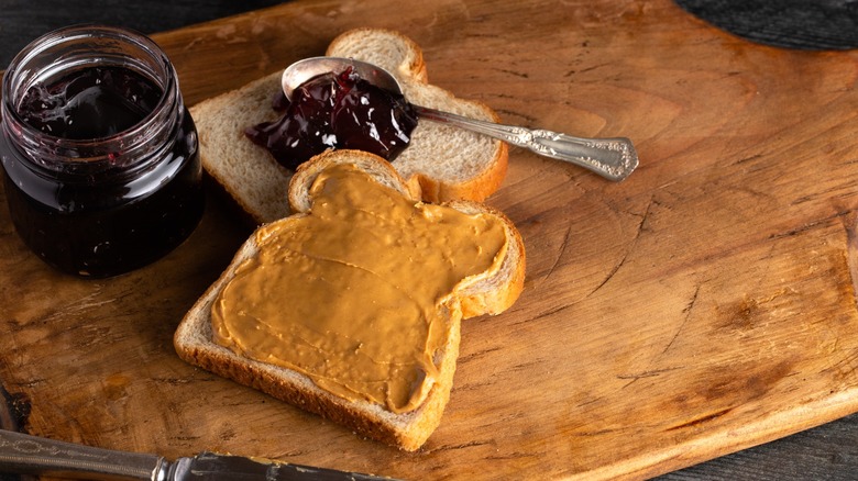 making a peanut butter and jelly sandwich