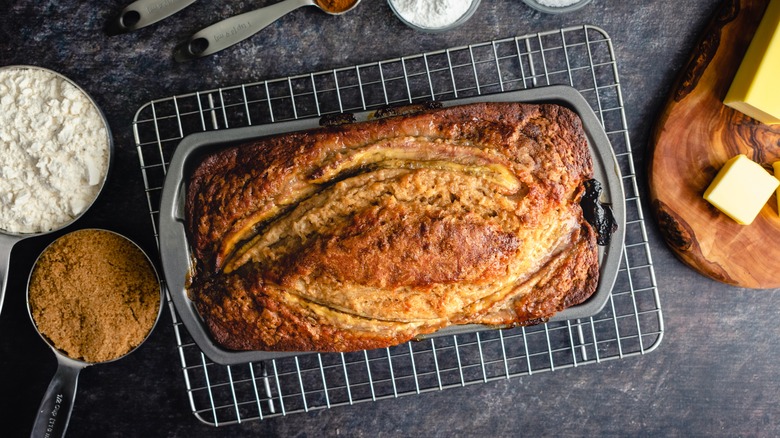 banana bread on cooling rack 