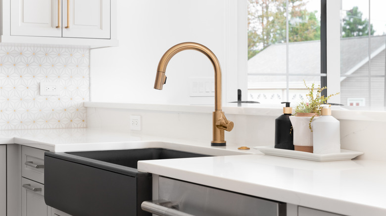 Photo of a farmhouse sink