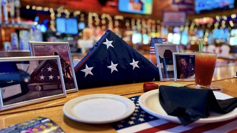 Patriotic table setting at Texas Roadhouse