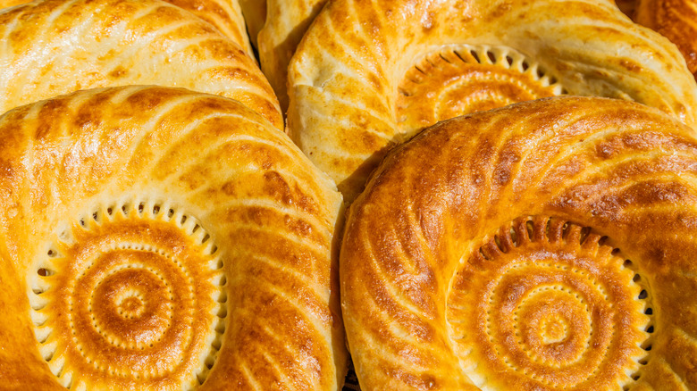 Close up of tandoor bread similar to Pompeiian adorea.