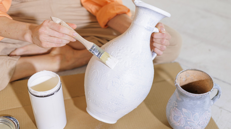 DIY project for making pitchers look like stoneware