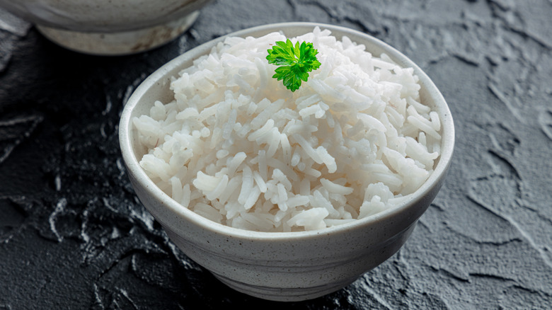 bowl of cooked white rice