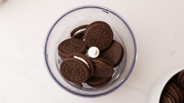 oreo cookies in a blender