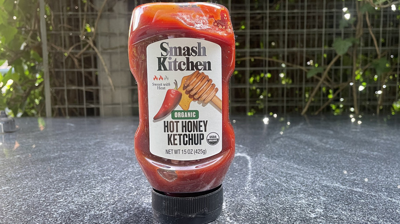 smash kitchen hot honey ketchup