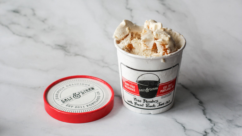 Peach jam with miso blondies pint