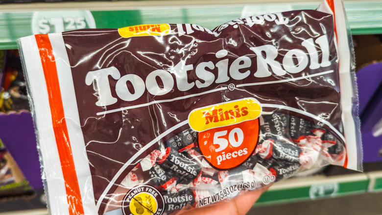 Tootsie Roll package