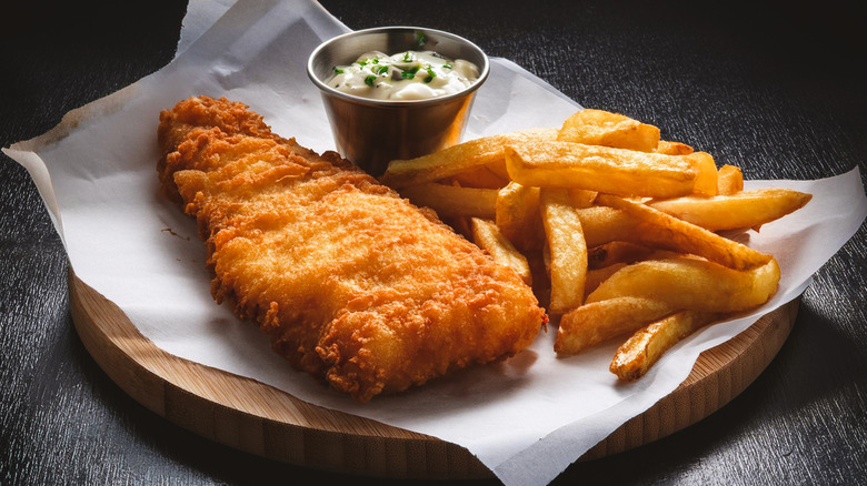 Fish and chips with tartar