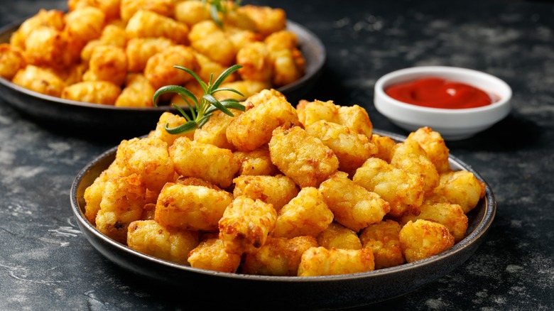 Bowls of tater tots