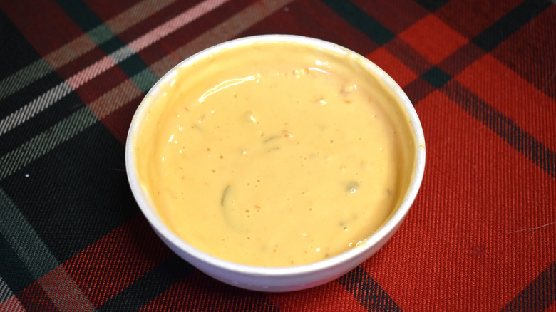 white bowl of classic sauce