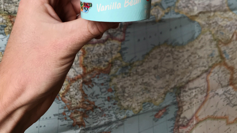 Jeni's Ice Cream honey vanilla bean flavor