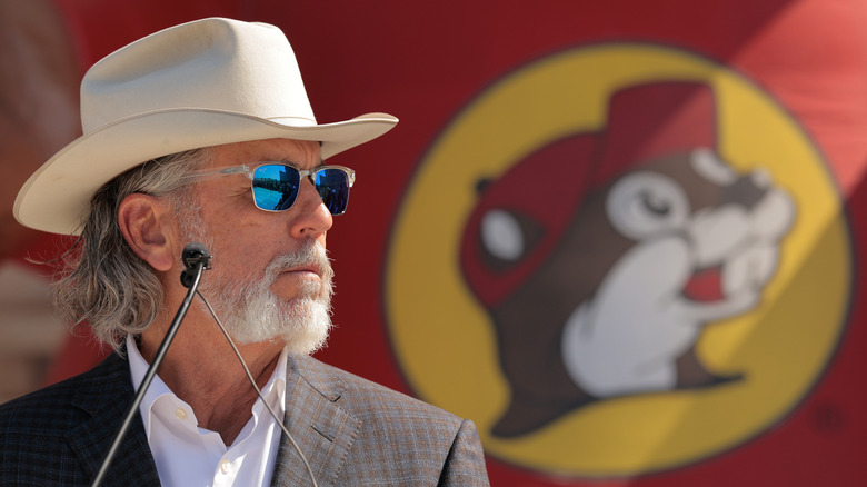 Arch "Beaver" Alpin at a store opening