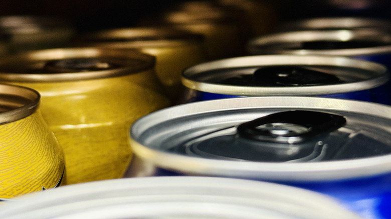 Tops of aluminum drink cans