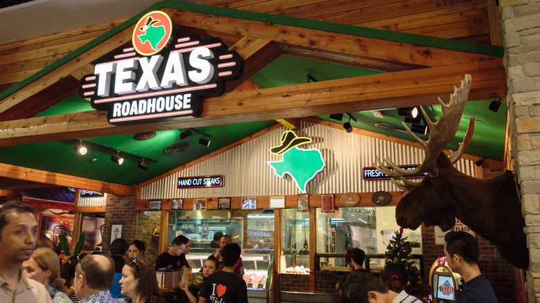 Interior of a Texas Roadhouse restaurant