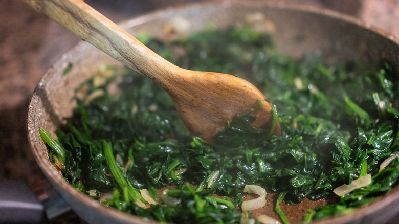 Sauteed spinach in a saucepan