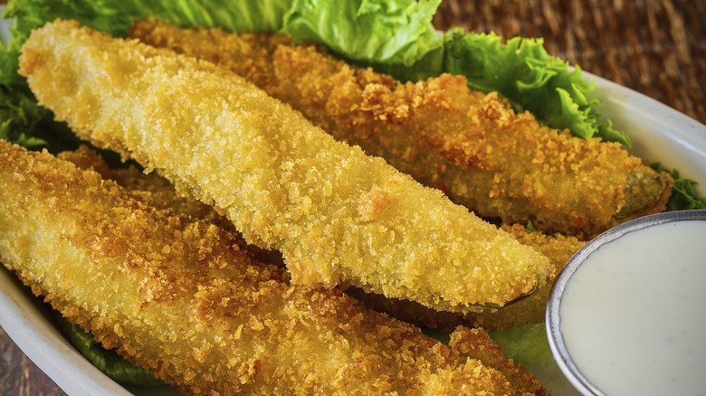 Fried pickle spears