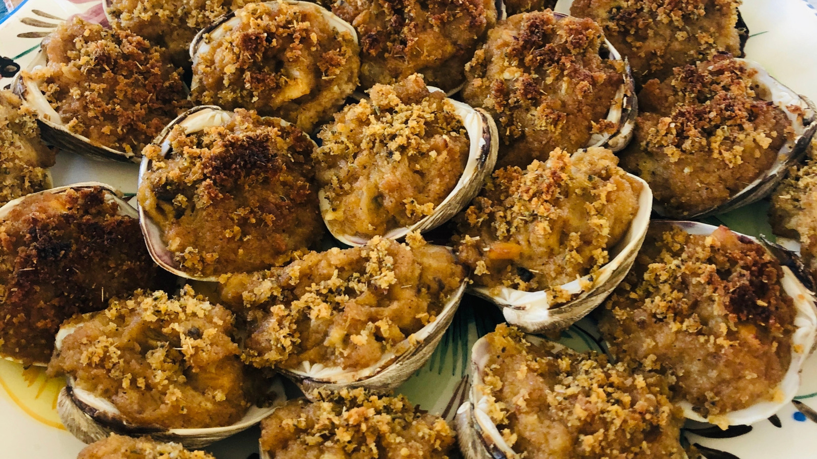 For Stuffed Clams That Taste Outstanding, Make Sure To Start With The ...