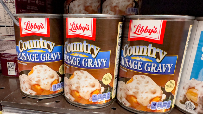cans of Libby's Country Sausage Gravy.