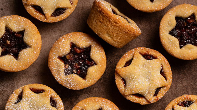 British fruity mincemeat pies