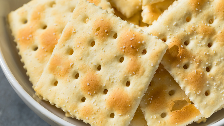 Saltline crackers
