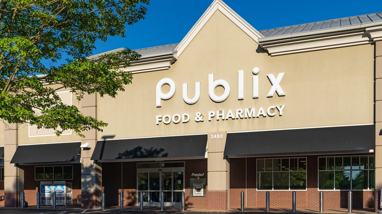 Publix storefront
