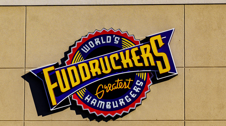 The exterior sign of a Fuddruckers restaurant.