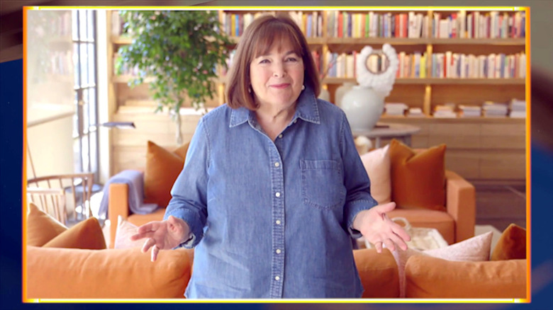 Celebrity chef Ina Garten is pictured in a living room.