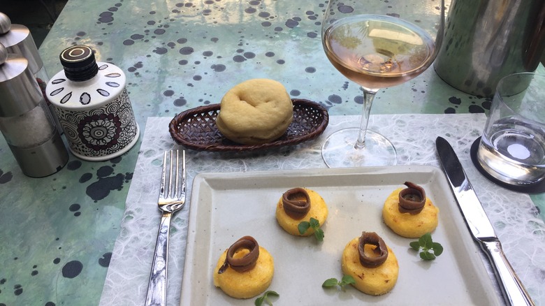 anchovies at 10 corso como