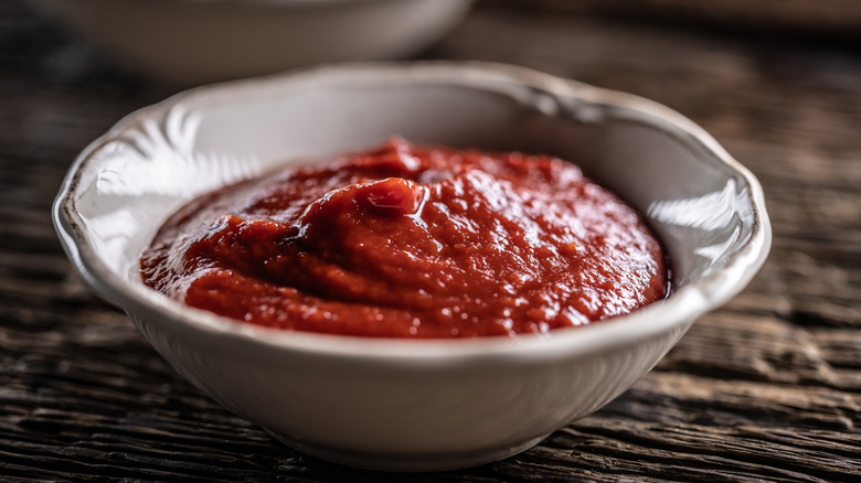 ketchup in a bowl