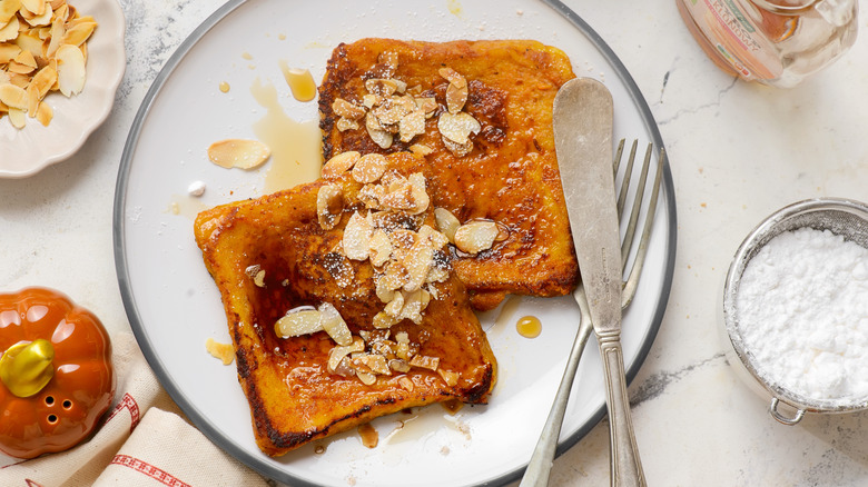 Pumpkin spice French toast