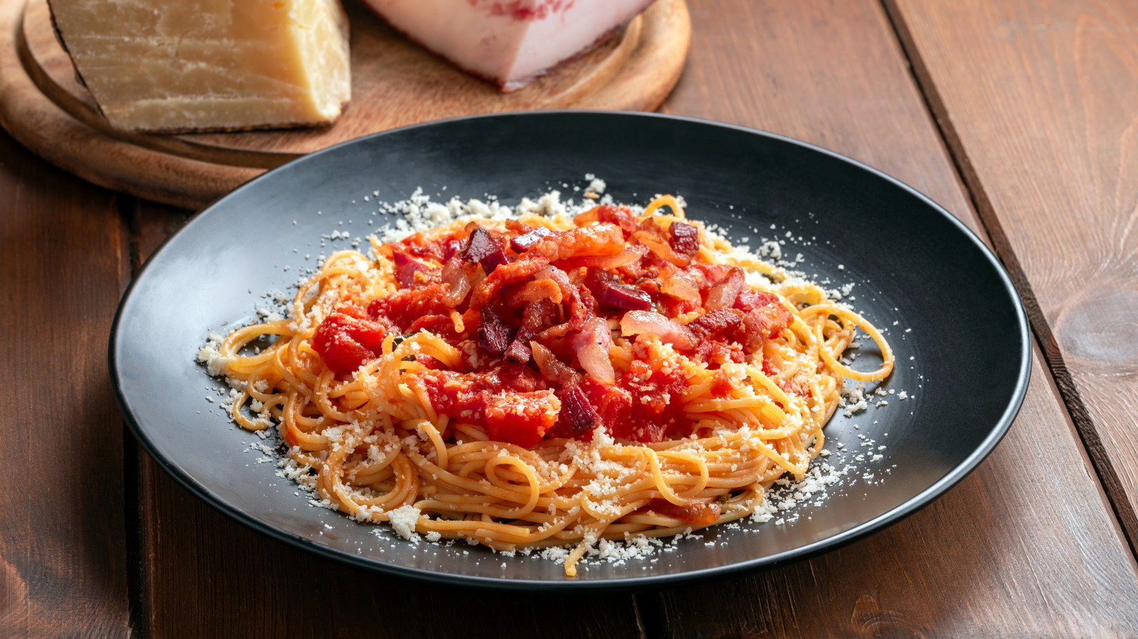 Splash Spaghetti Give Pasta A Restaurant-Worthy Flavor Upgrade With A Splash Of This ...