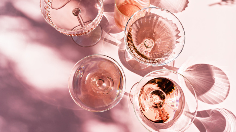 Glasses of champagne