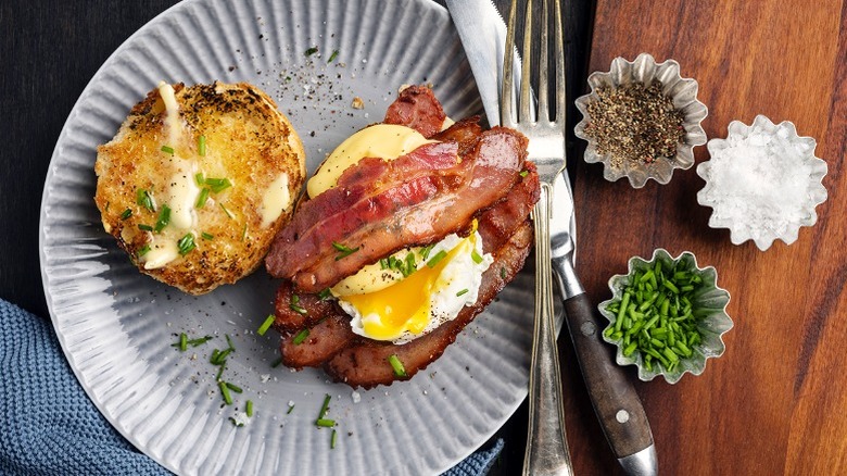Eggs Benedict with toasted English muffin