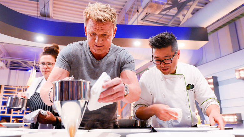Gordon Ramsay preparing food