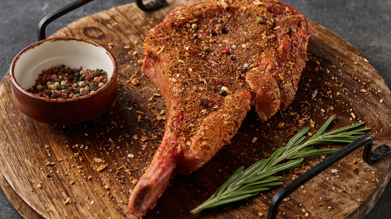 tomahawk steak with dry rub
