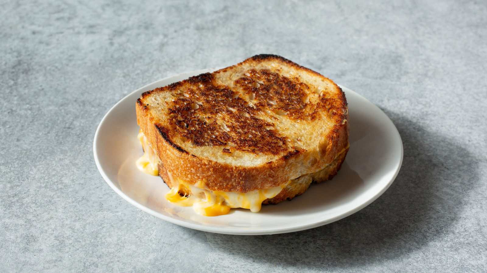 The Classic Store-Bought Dip That Takes Grilled Cheese From Dull To ...