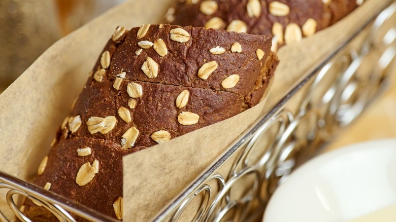 Cheesecake Factory brown bread in a metal basket