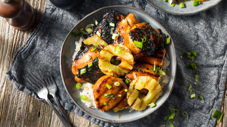 Plate of Huli Huli chicken