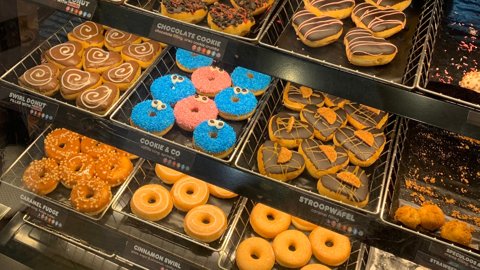 Here's How Dunkin' Actually Makes Its Donuts