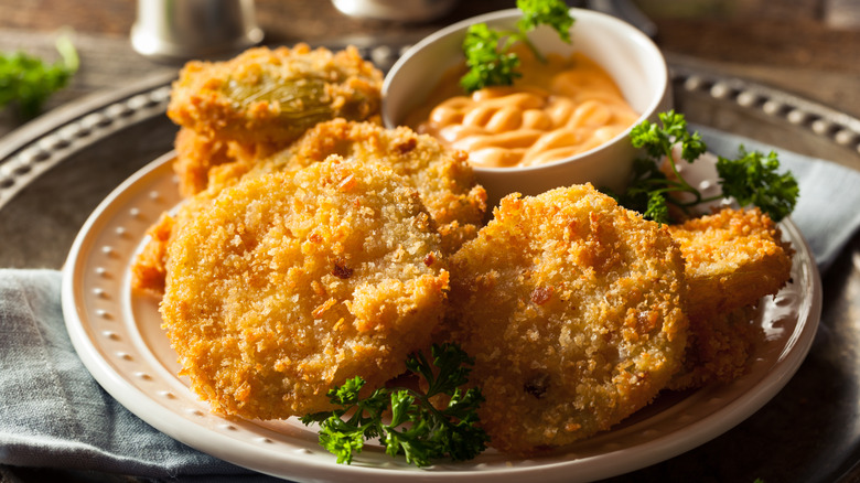 A plate of fried green tomatoes.