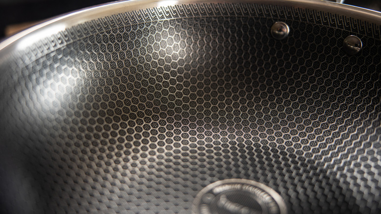 A pan's interior hexagon surface is seen in closeup.