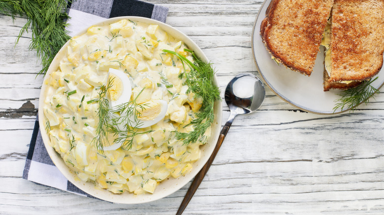 A bowl of egg salad.
