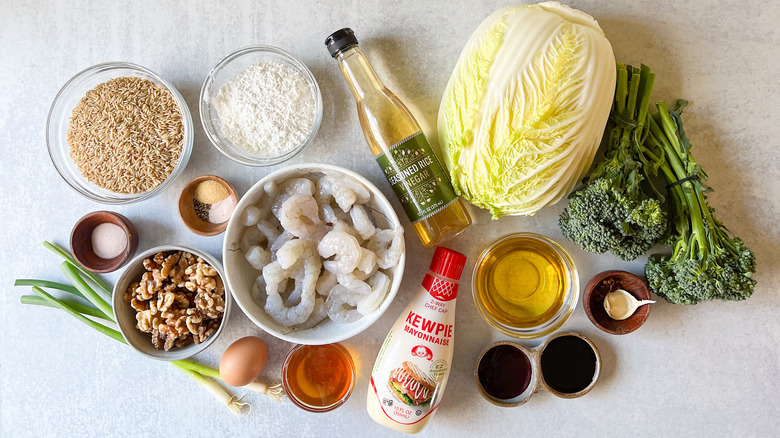 Honey walnut shrimp bowl ingredients