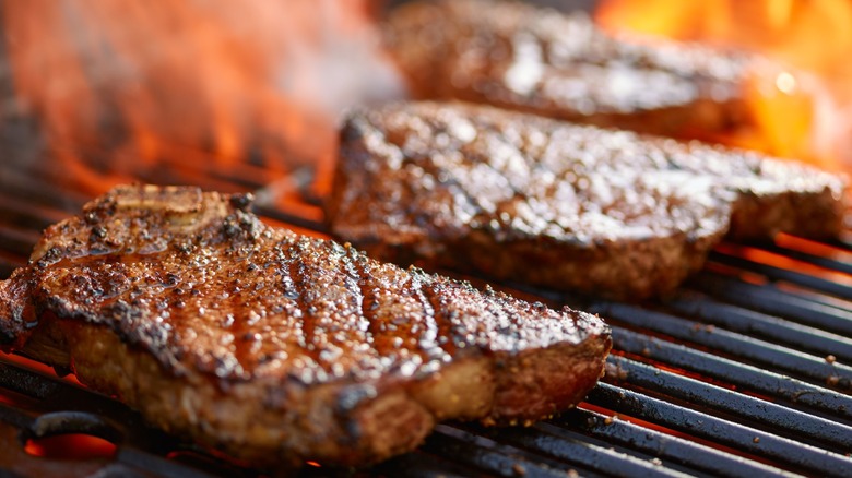 Grilling steaks