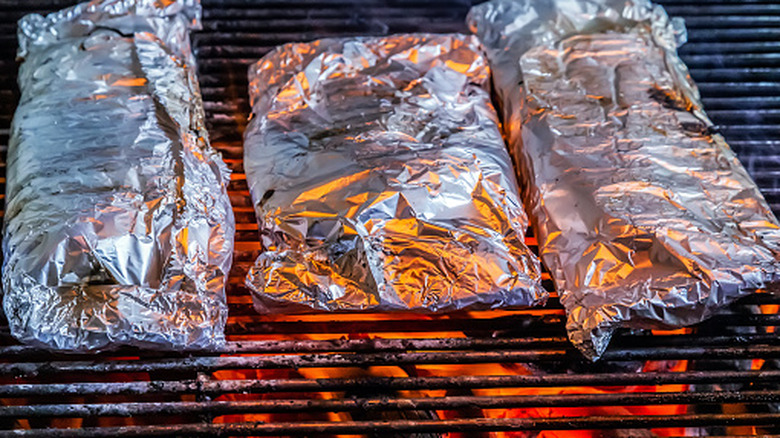 fish packets on grill
