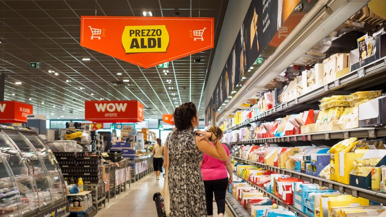 Photo of person shopping in Aldi's