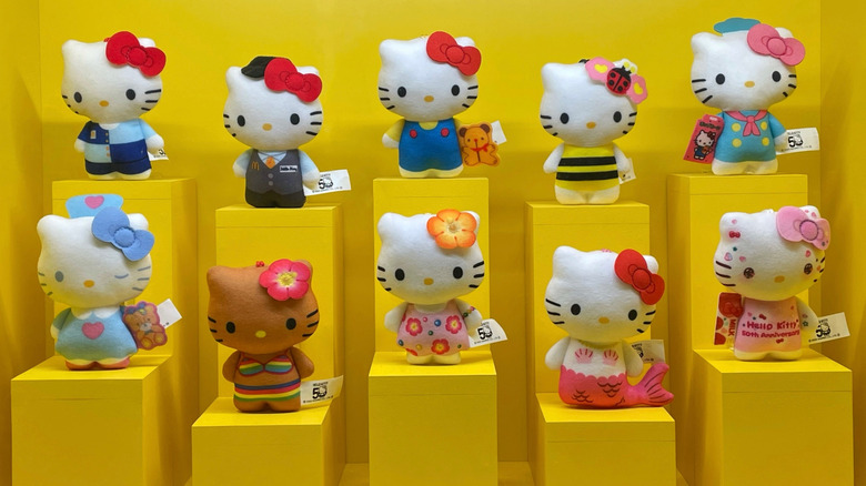 Hello Kitty McDonalds toy set
