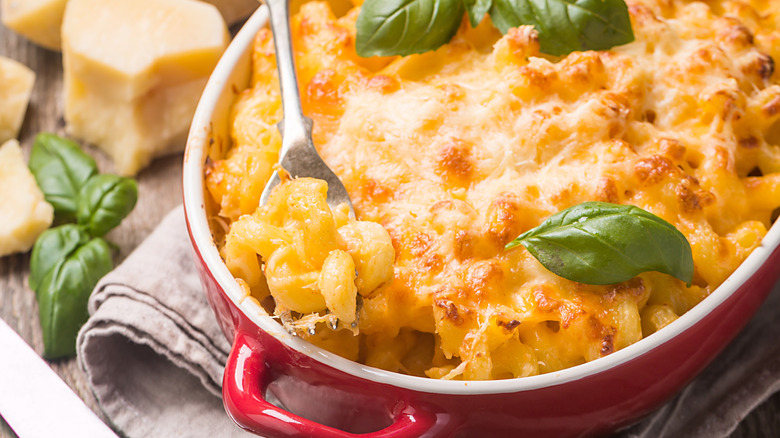 Macaroni and cheese in a dish.